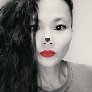 Meet your Posher, Danielle